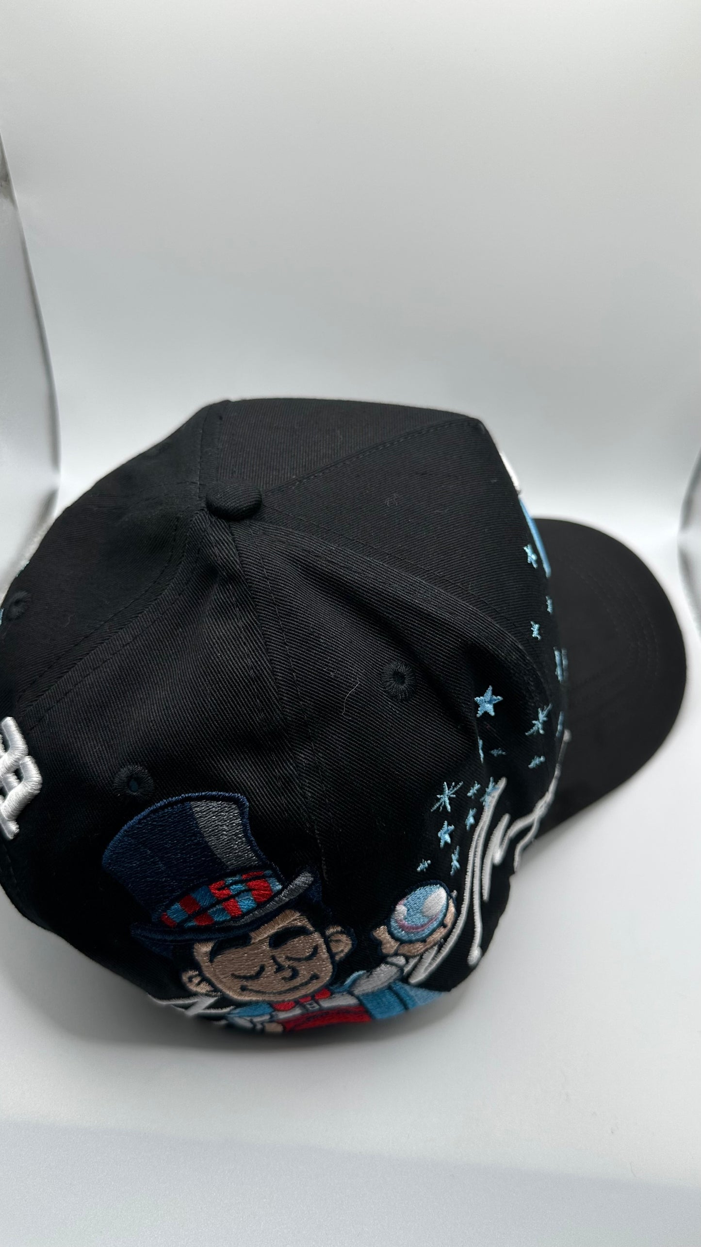 Thirty One Hats “MAGIC CLUB”