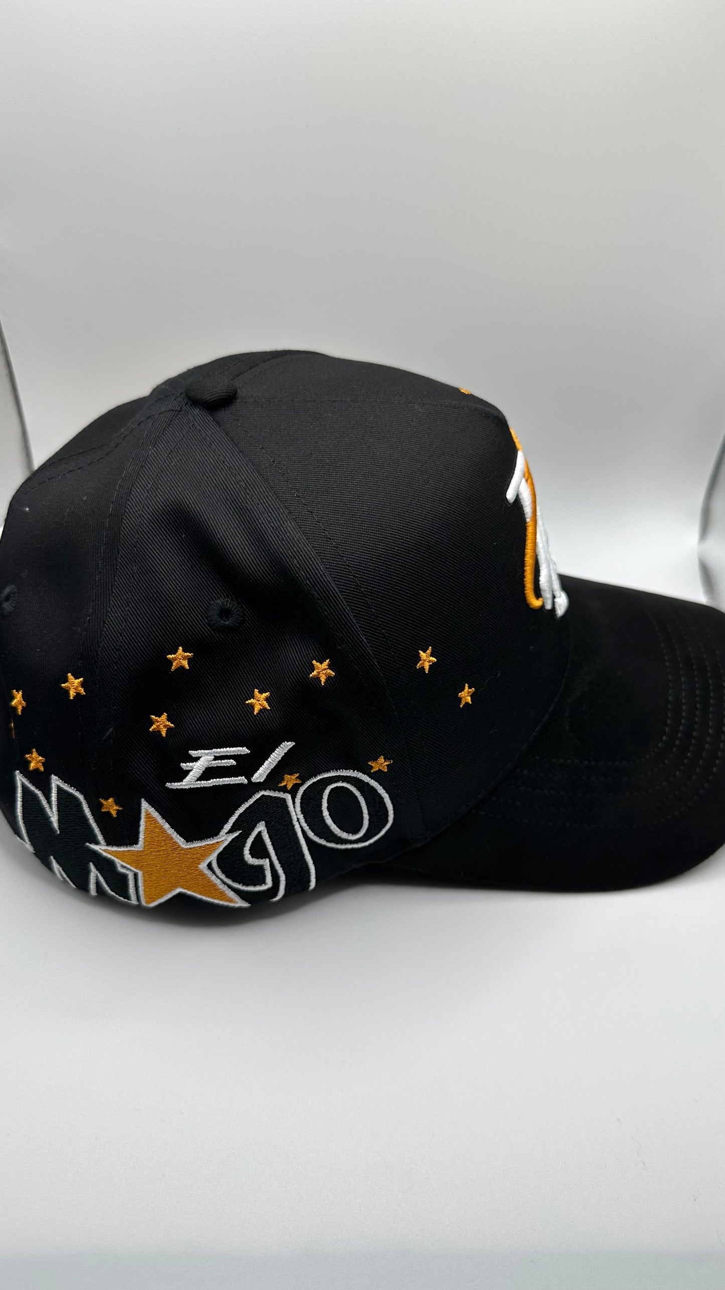 Thirty One Hats “DE EAST LA”