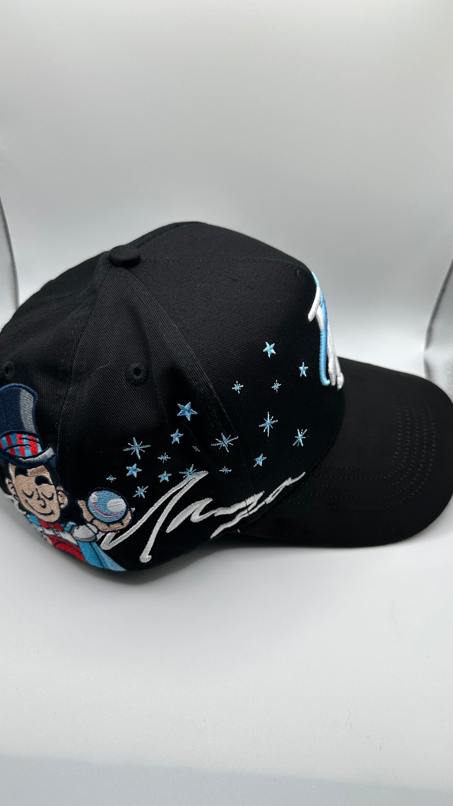 Thirty One Hats “MAGIC CLUB”